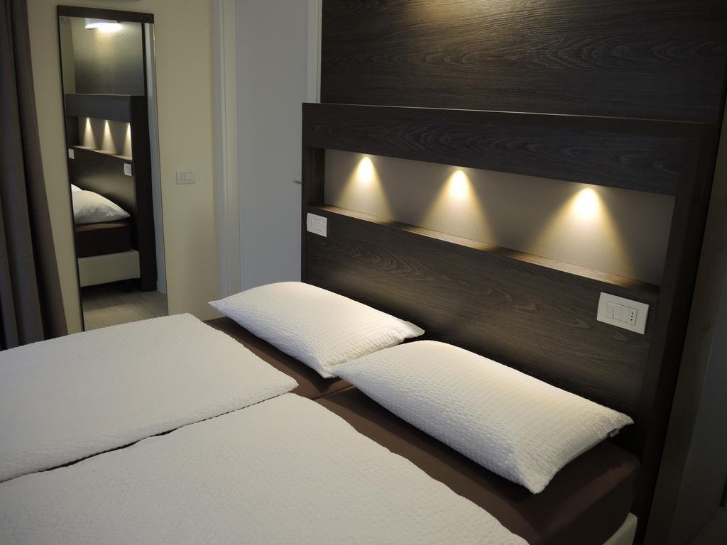 Bed And Breakfast Casa Mosole Malcesine Room photo